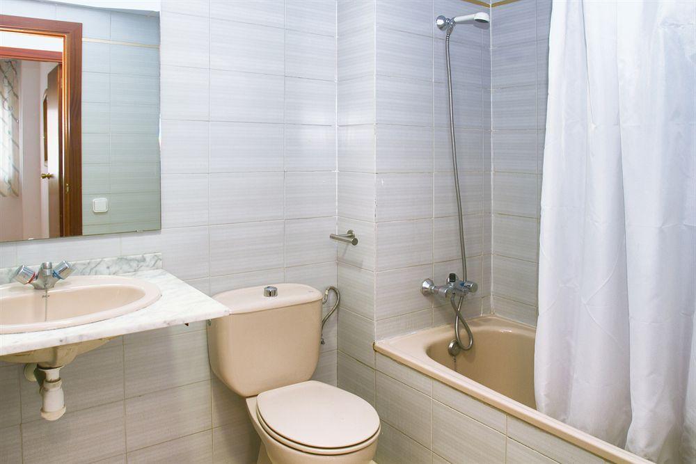 Apartamentos Arquus Center Salou Exterior foto